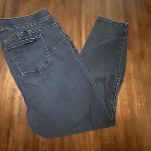 Torrid Bombshell Skinny Jeans 22short